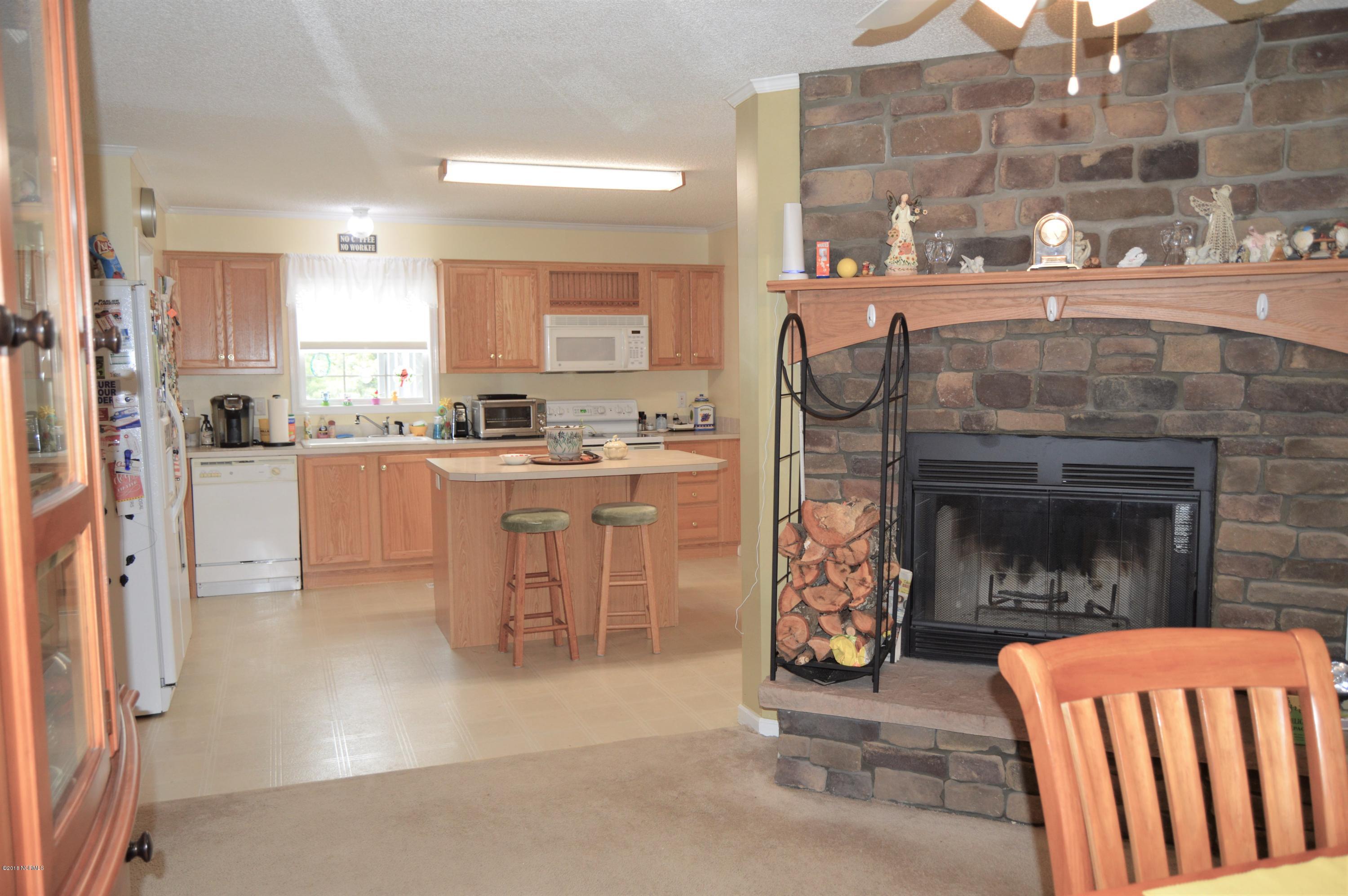 4053 Blueberry Road Currie, NC 28435 - Photo 8 of 31 kitchen dining