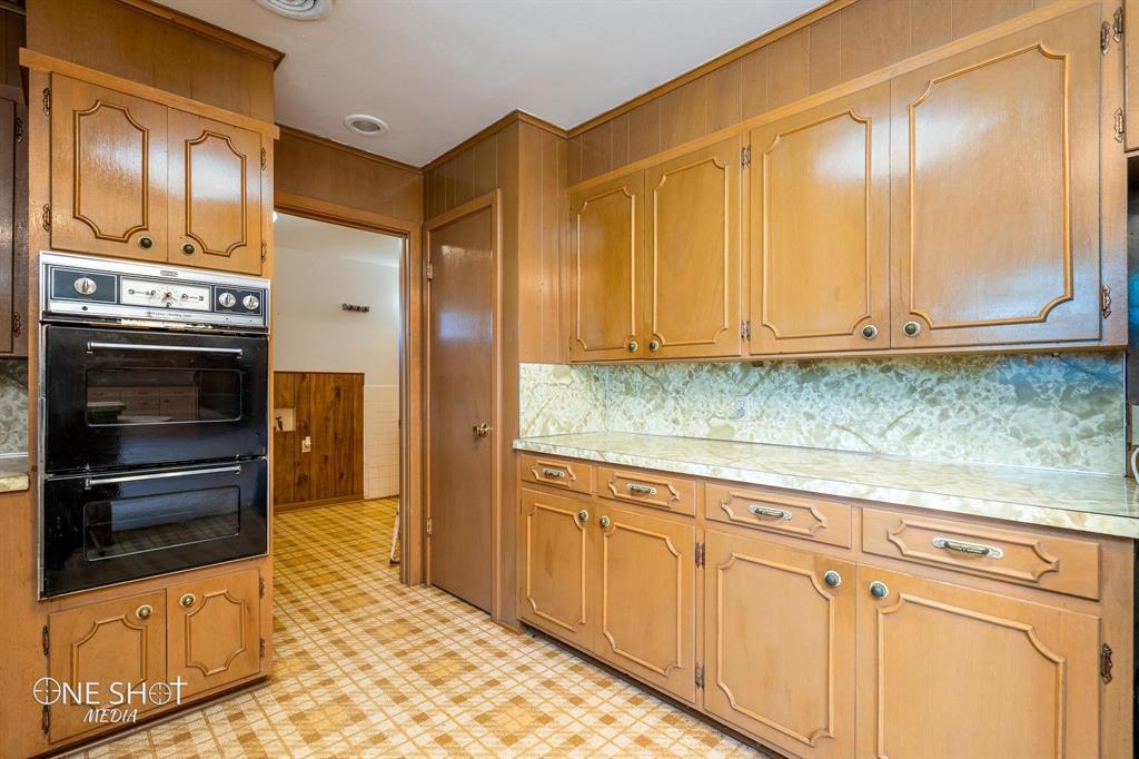 509 South 8th Street Merkel, TX 79536 - Photo 11 of 38