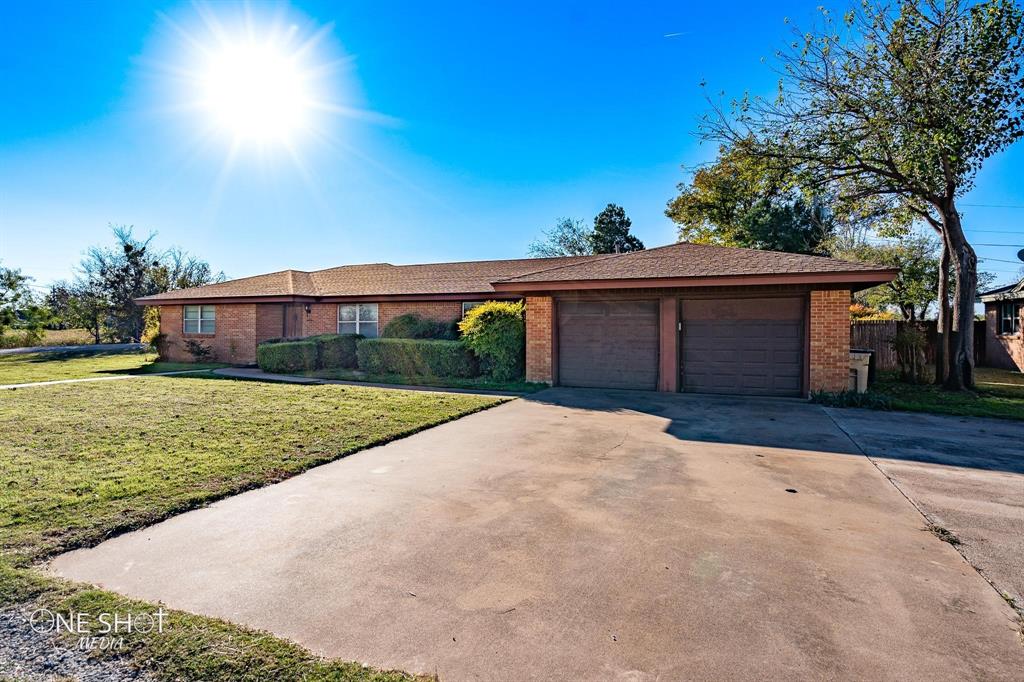 509 South 8th Street Merkel, TX 79536 - Photo 3 of 38