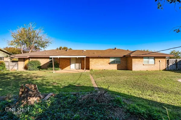 $2,000 | 509 South 8th Street, Merkel, TX 79536