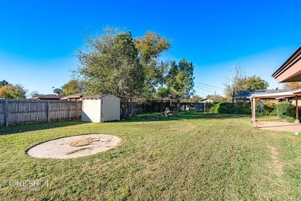 $2,000 | 509 South 8th Street, Merkel, TX 79536