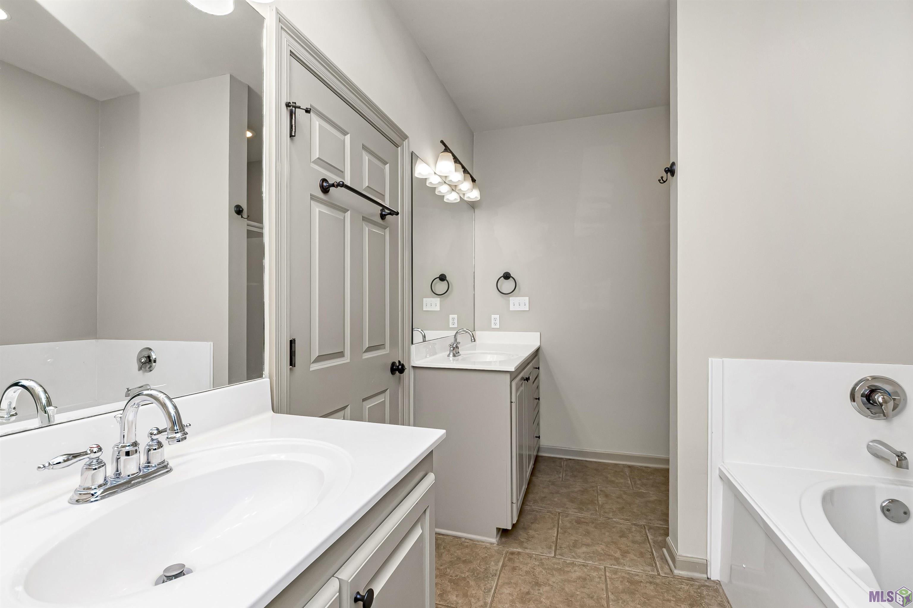 633 Fall Creek Drive Baton Rouge, LA 70810 - Photo 12 of 21