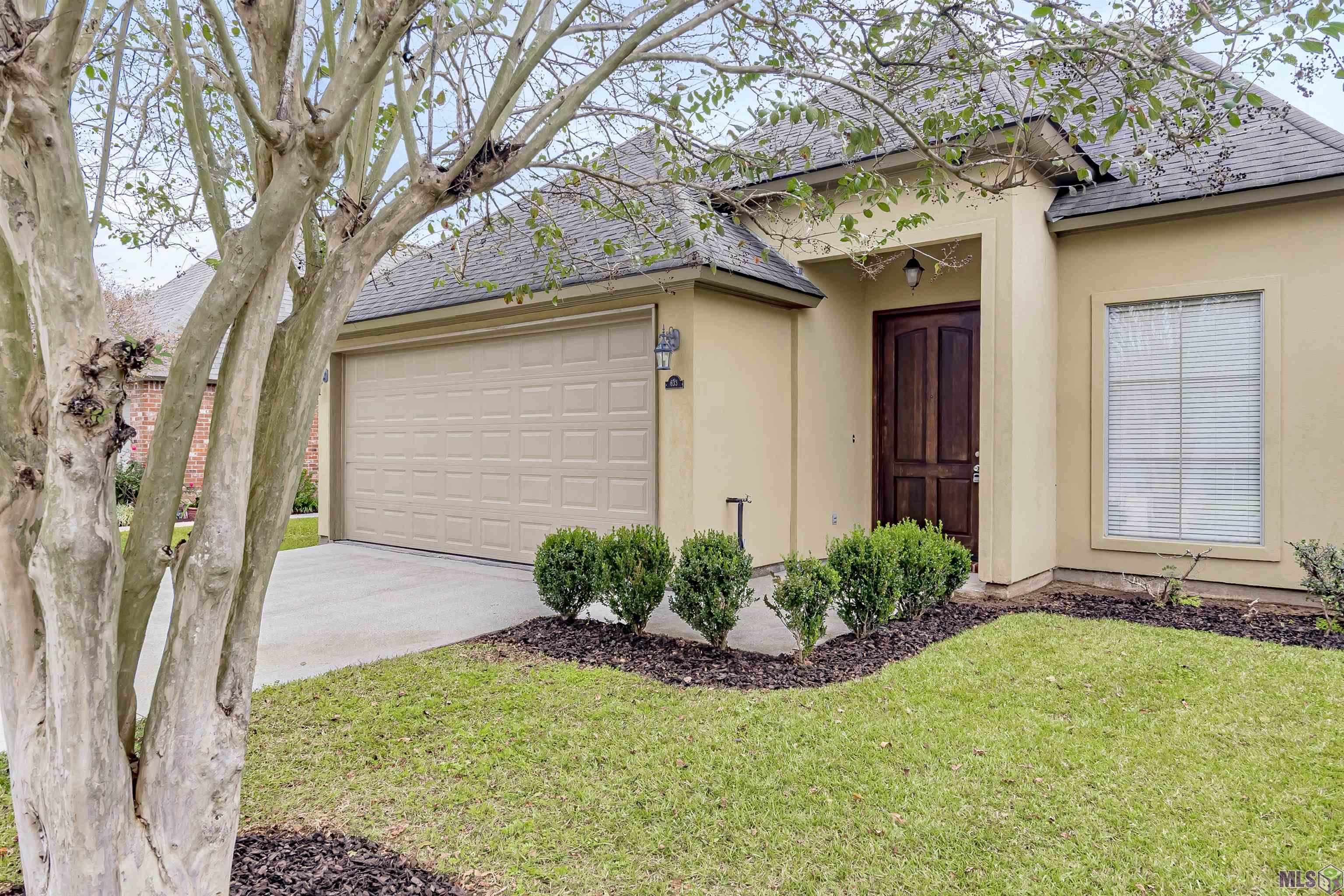 633 Fall Creek Drive Baton Rouge, LA 70810 - Photo 2 of 21