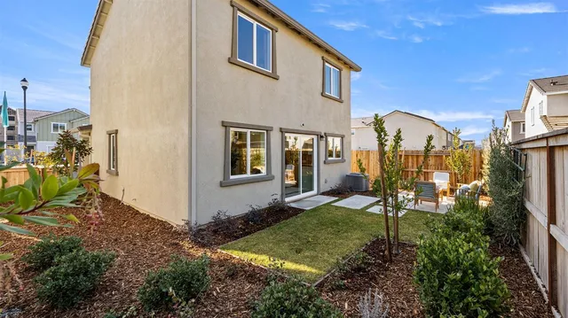 $518,990 | 8049 Whippersnapper Way, Roseville, CA 95747