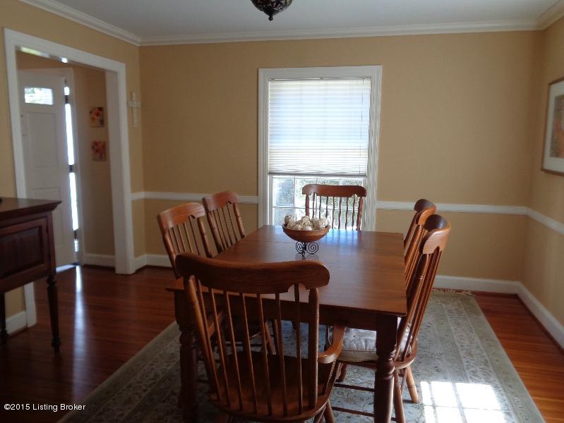 4 Ridge Road Louisville, KY 40205 - Photo 15 of 35 Very Large Dining Could OPEN up to Make a HUGE KITCHEN