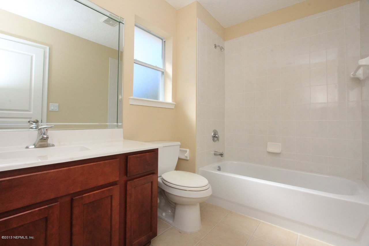 3199 Peoria Road Orange Park, FL 32065 - Photo 14 of 18 Bathroom