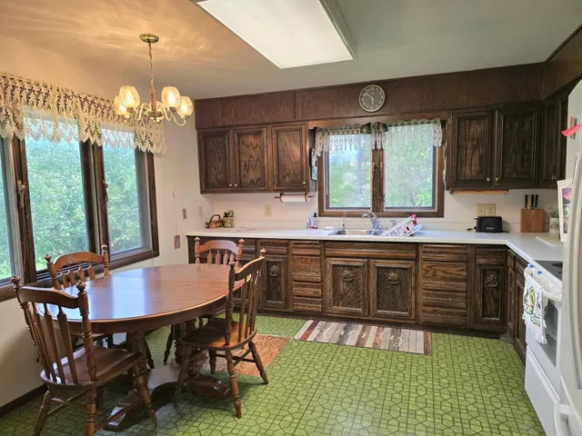 $259,000 | 3696 County Road 142, International Falls, MN 56649