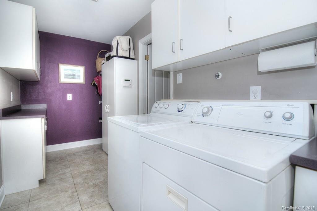 2440 Sugar Mill Road Charlotte, NC 28210 - Photo 19 of 23 Gallery Image 19
