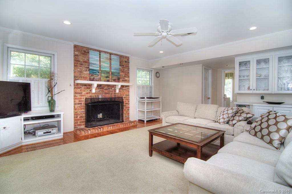 2440 Sugar Mill Road Charlotte, NC 28210 - Photo 3 of 23 Gallery Image 3