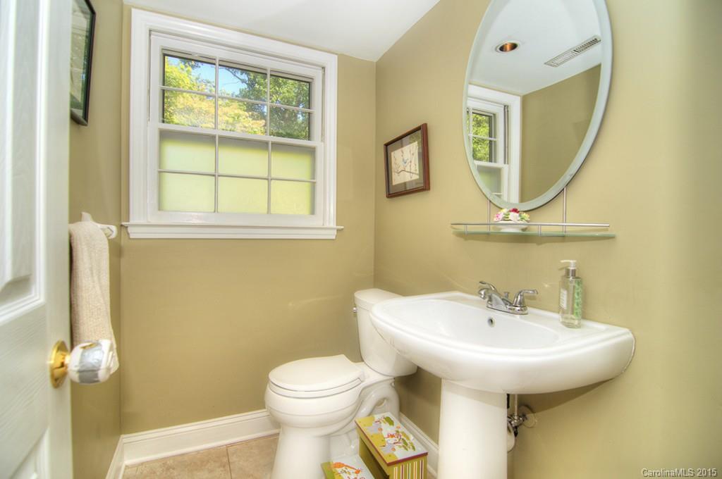 2440 Sugar Mill Road Charlotte, NC 28210 - Photo 5 of 23 Gallery Image 5