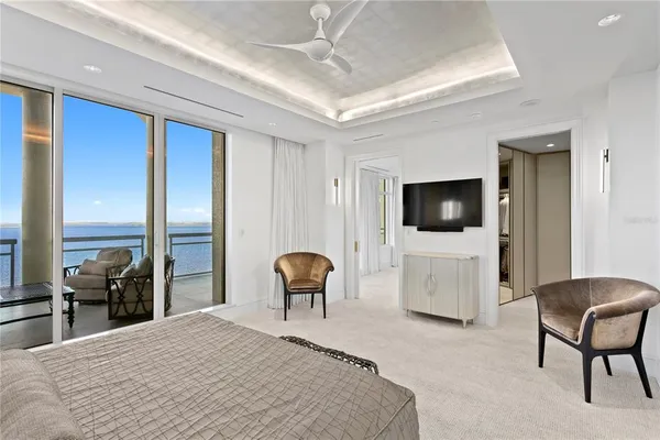 $20,000 | 4201 Bayshore Boulevard, Unit 2101, Tampa, FL 33611