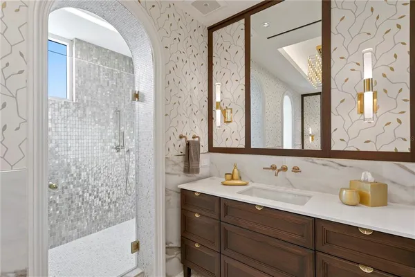 $20,000 | 4201 Bayshore Boulevard, Unit 2101, Tampa, FL 33611