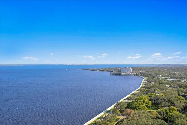 $20,000 | 4201 Bayshore Boulevard, Unit 2101, Tampa, FL 33611