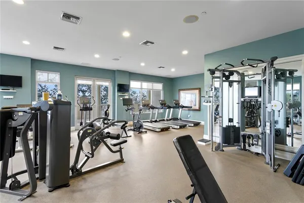 $20,000 | 4201 Bayshore Boulevard, Unit 2101, Tampa, FL 33611
