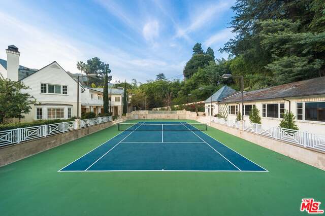 9555 Heather Road Beverly Hills, CA 90210 - Photo 16 of 18