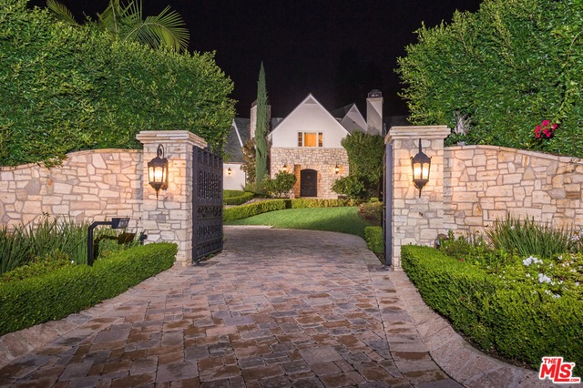 9555 Heather Road Beverly Hills, CA 90210 - Photo 4 of 18