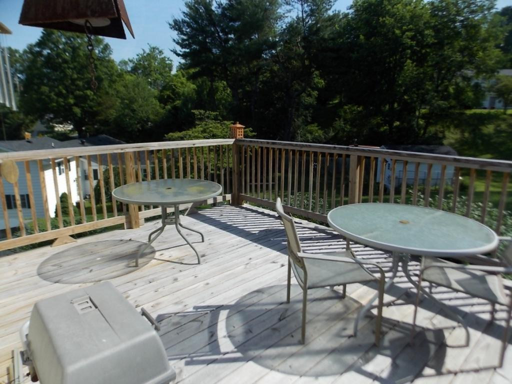 411 Cheyenne Road Bristol, VA 24201 - Photo 11 of 14 Photo 11