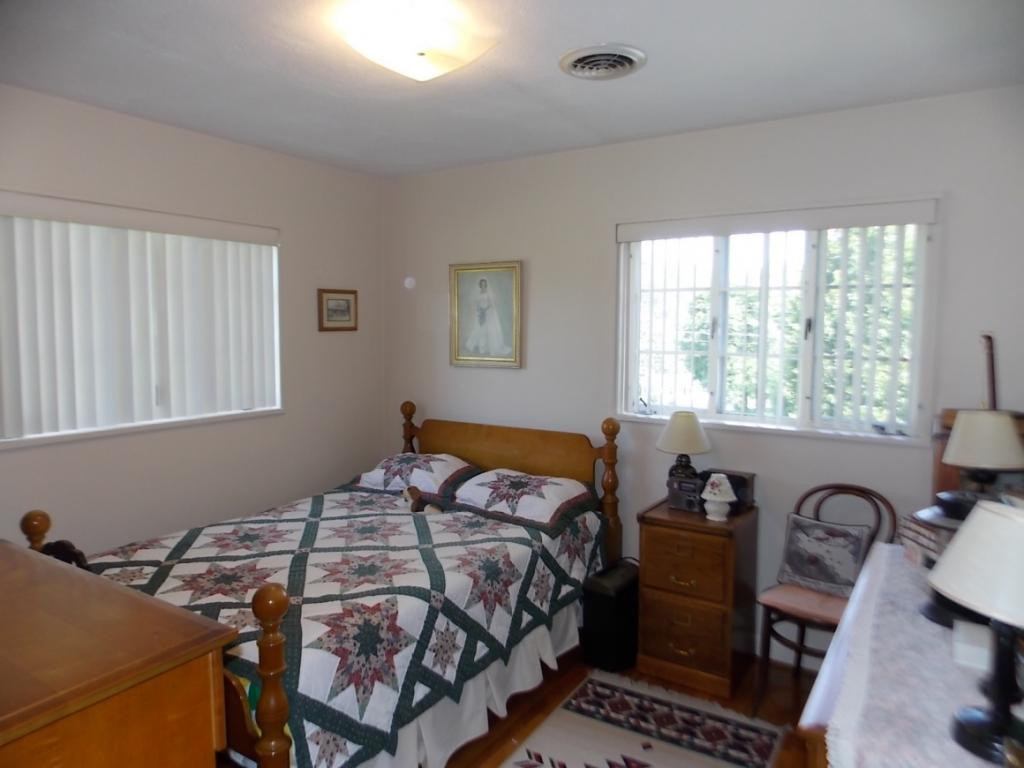 411 Cheyenne Road Bristol, VA 24201 - Photo 5 of 14 Photo 5