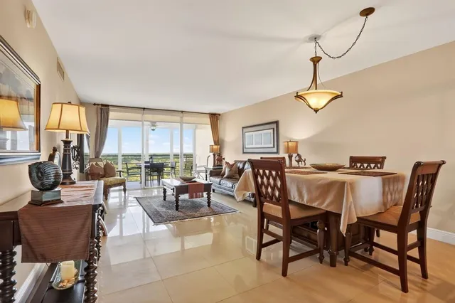 a view of a livingroom and dining room