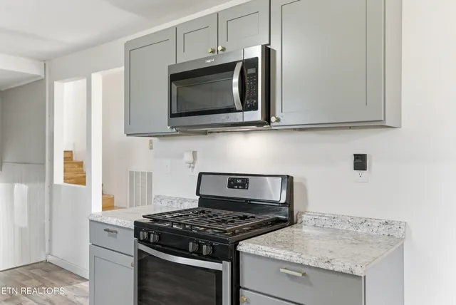 $399,900 | 444 Island Ford Road, Lancing, TN 37770