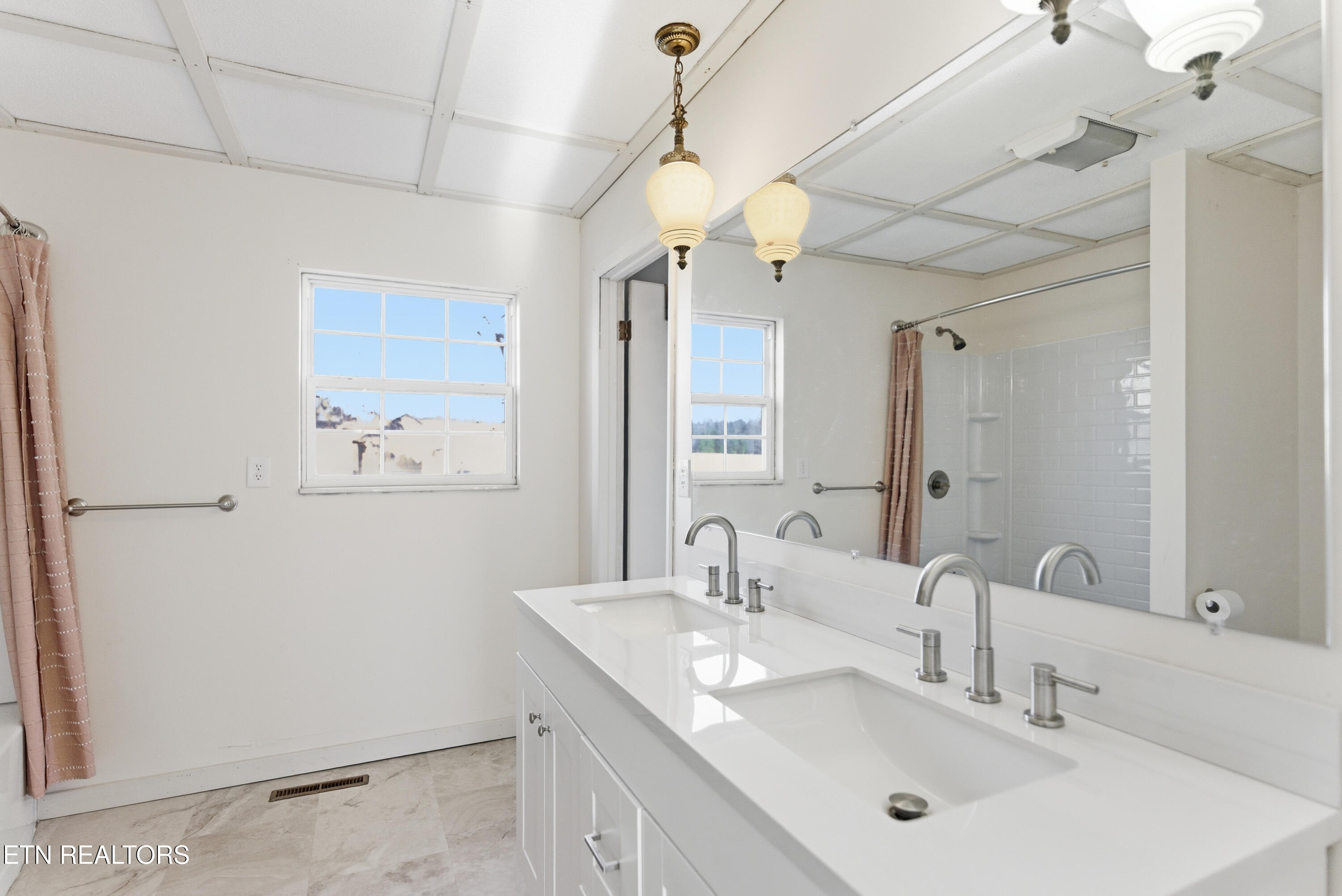 444 Island Ford Road Lancing, TN 37770 - Photo 25 of 50 069_DSC02045