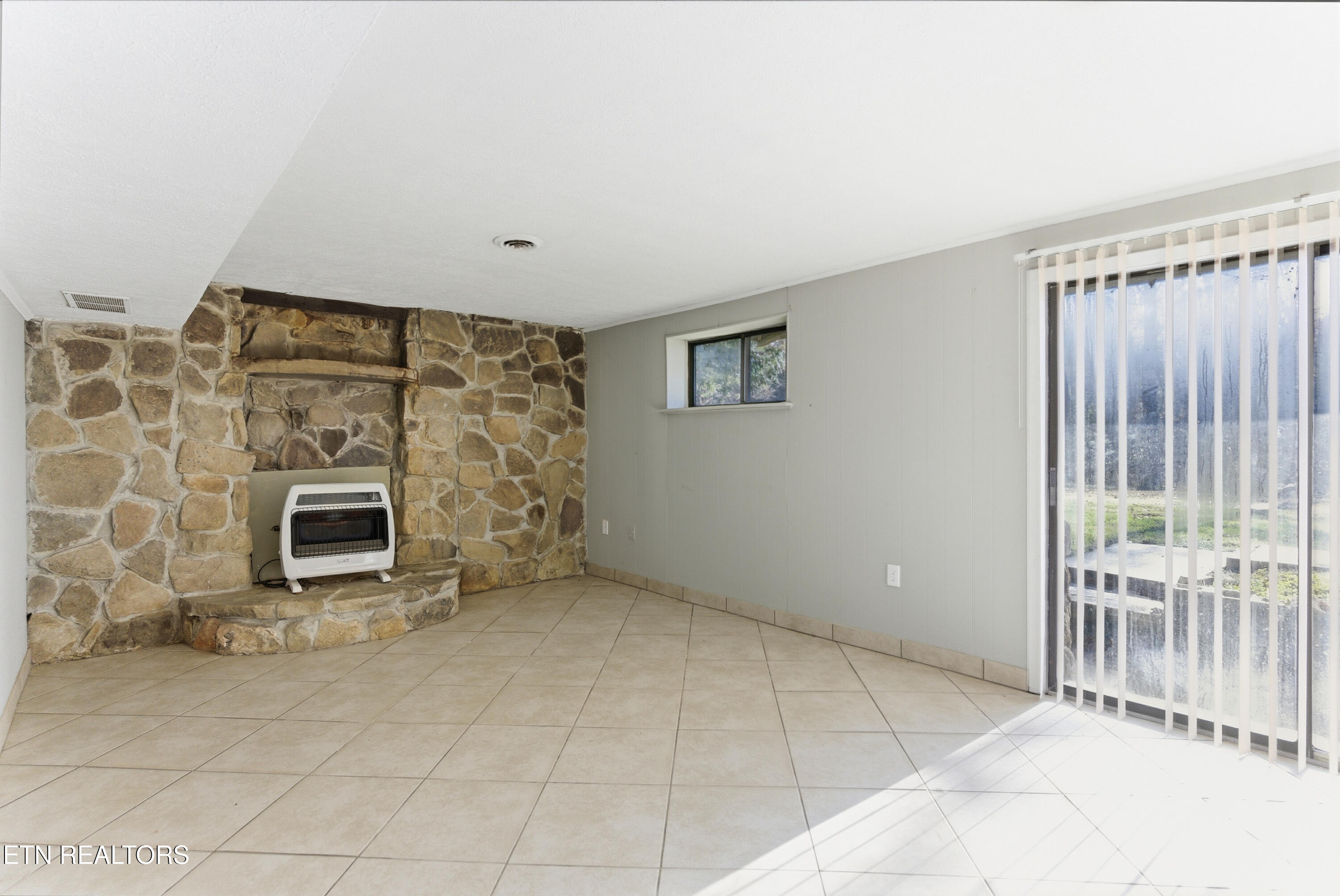 444 Island Ford Road Lancing, TN 37770 - Photo 30 of 50 079_DSC01934