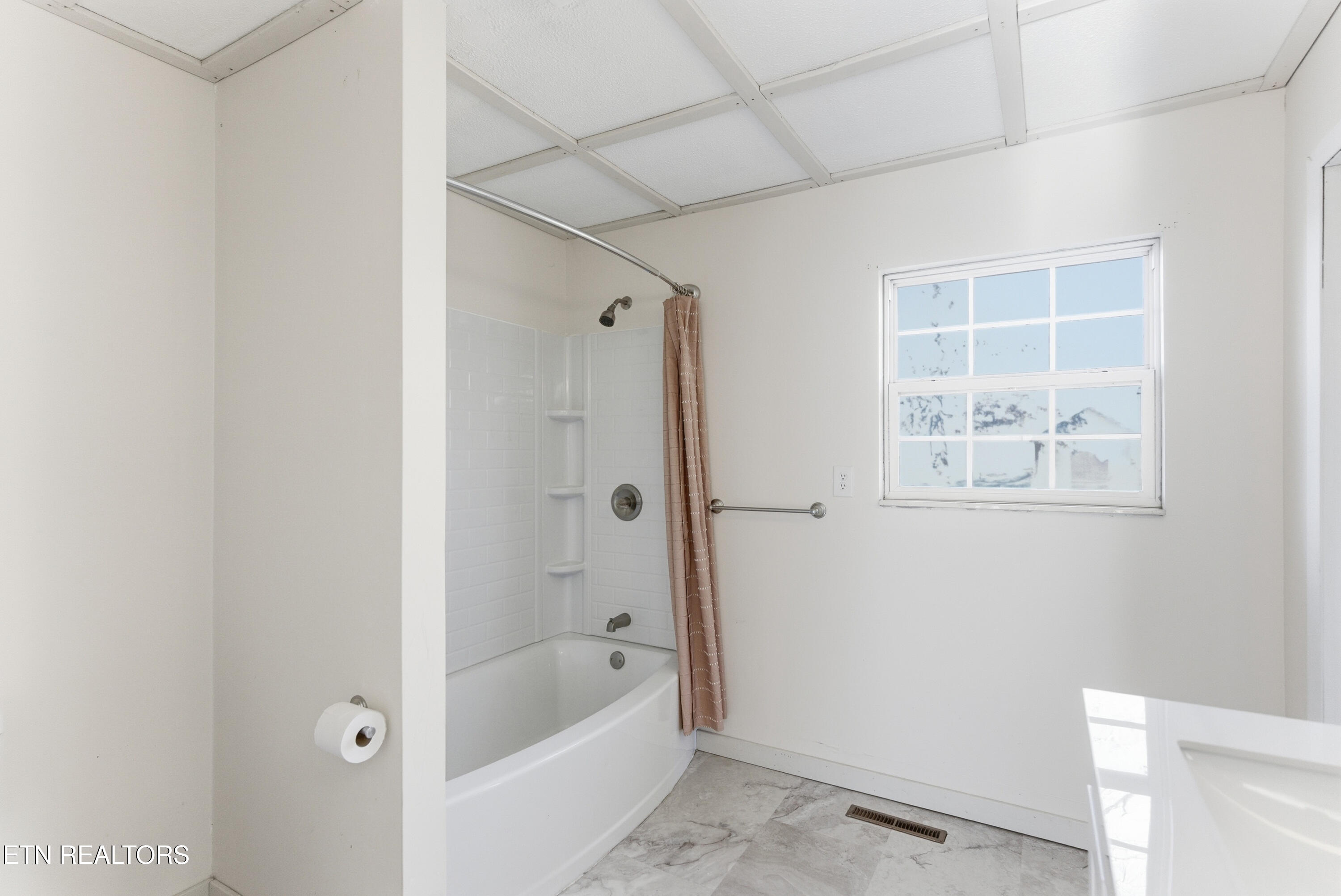 444 Island Ford Road Lancing, TN 37770 - Photo 34 of 50 071_DSC02054