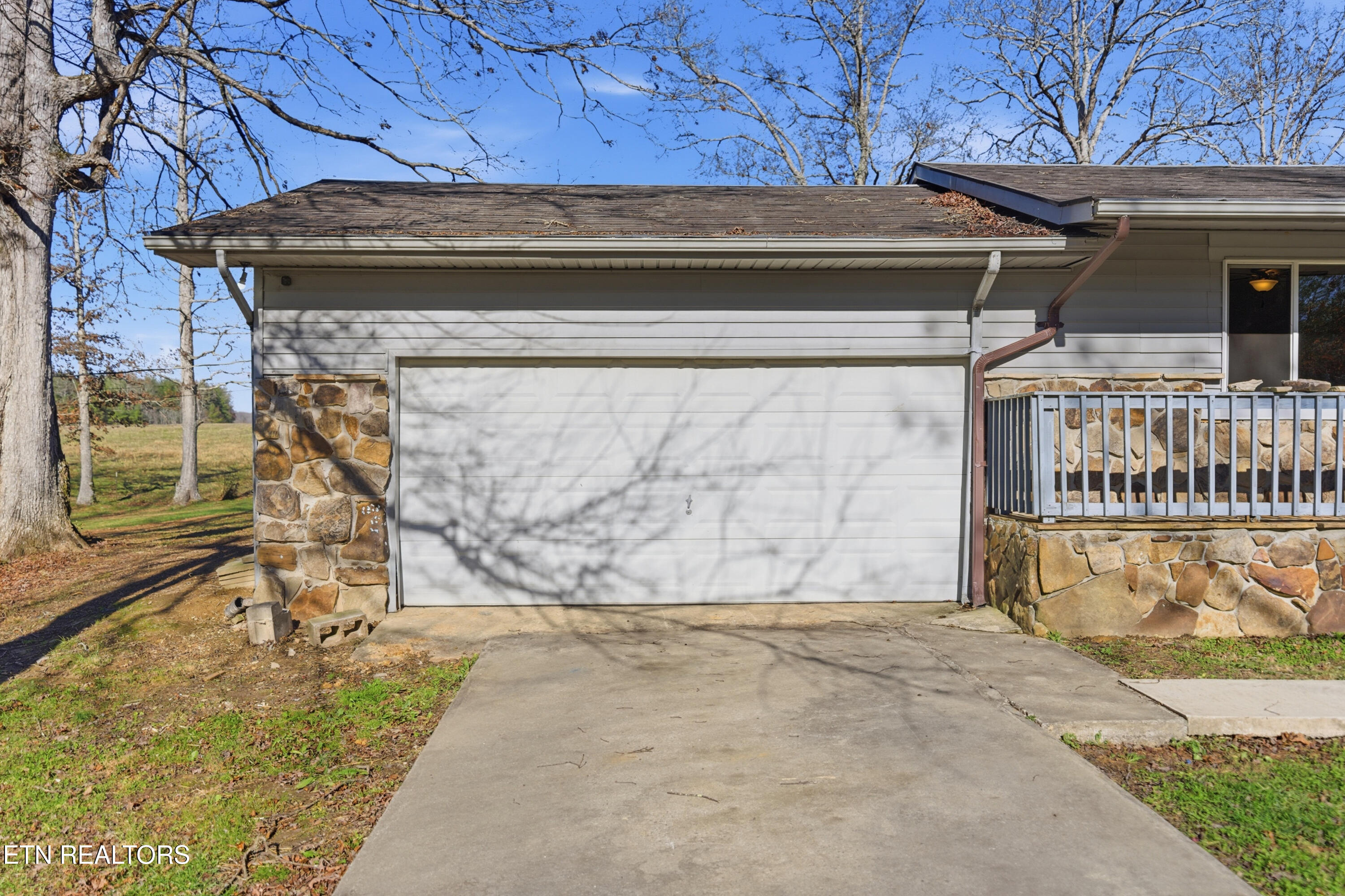 444 Island Ford Road Lancing, TN 37770 - Photo 4 of 50 085_DSC01742