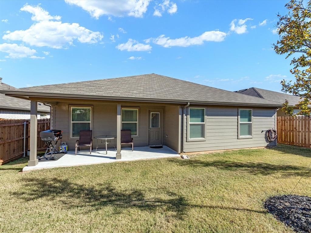 521 Bronze Circle East Springtown, TX 76082 - Photo 21 of 22 Covered back porch
