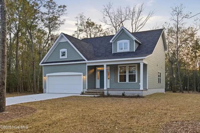 $339,990 | 206 Chateau Drive, New Bern, NC 28560