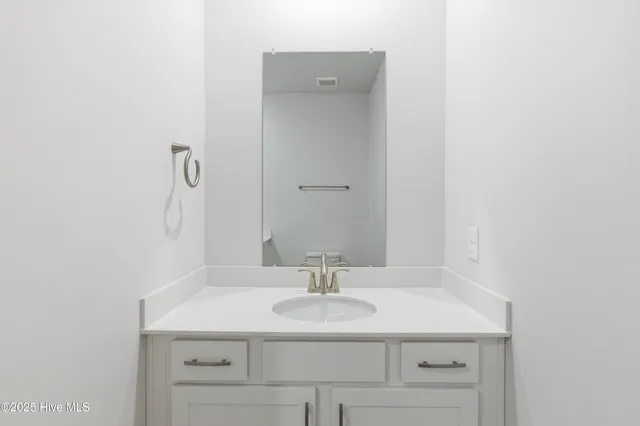 $339,990 | 206 Chateau Drive, New Bern, NC 28560