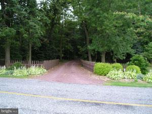 1809 Landis Road Mount Joy, PA 17552 - Photo 1 of 17 Gallery Image 1