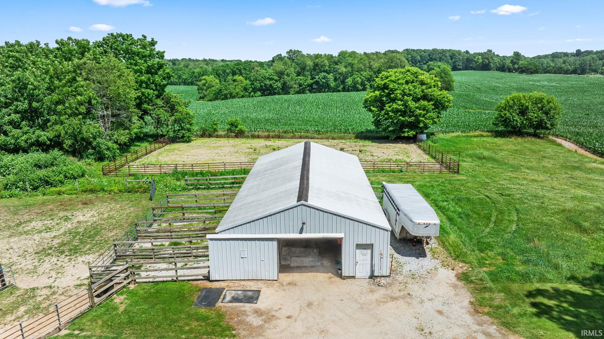8256 North Angling Road Kendallville, IN 46755 - Photo 42 of 44