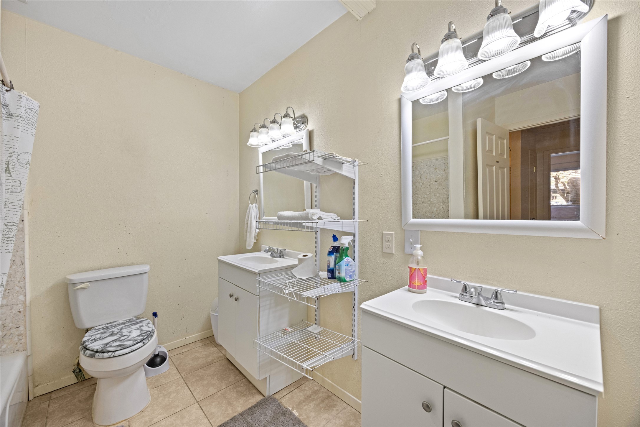 25231 Roesner Lane Katy, TX 77494 - Photo 24 of 48 a bathroom with a sink toilet and mirror