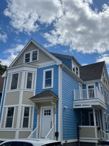 $3,400 | 9 Woodville Park, Unit 2, Boston, MA 02119