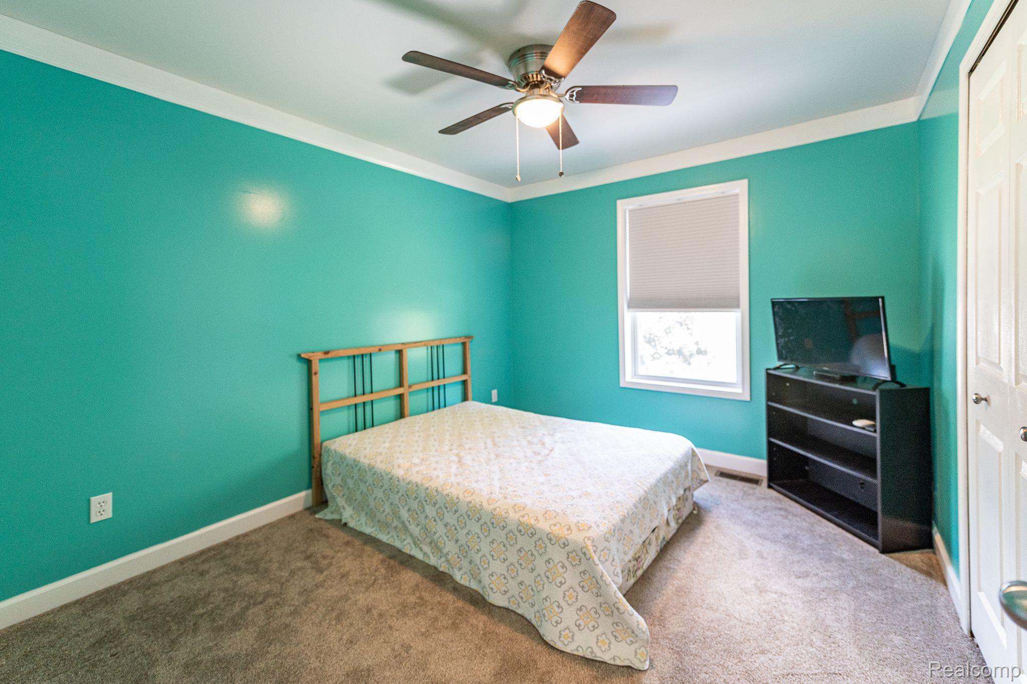 2528 North Lapeer Road Lapeer, MI 48446 - Photo 28 of 39 Gallery Image 28