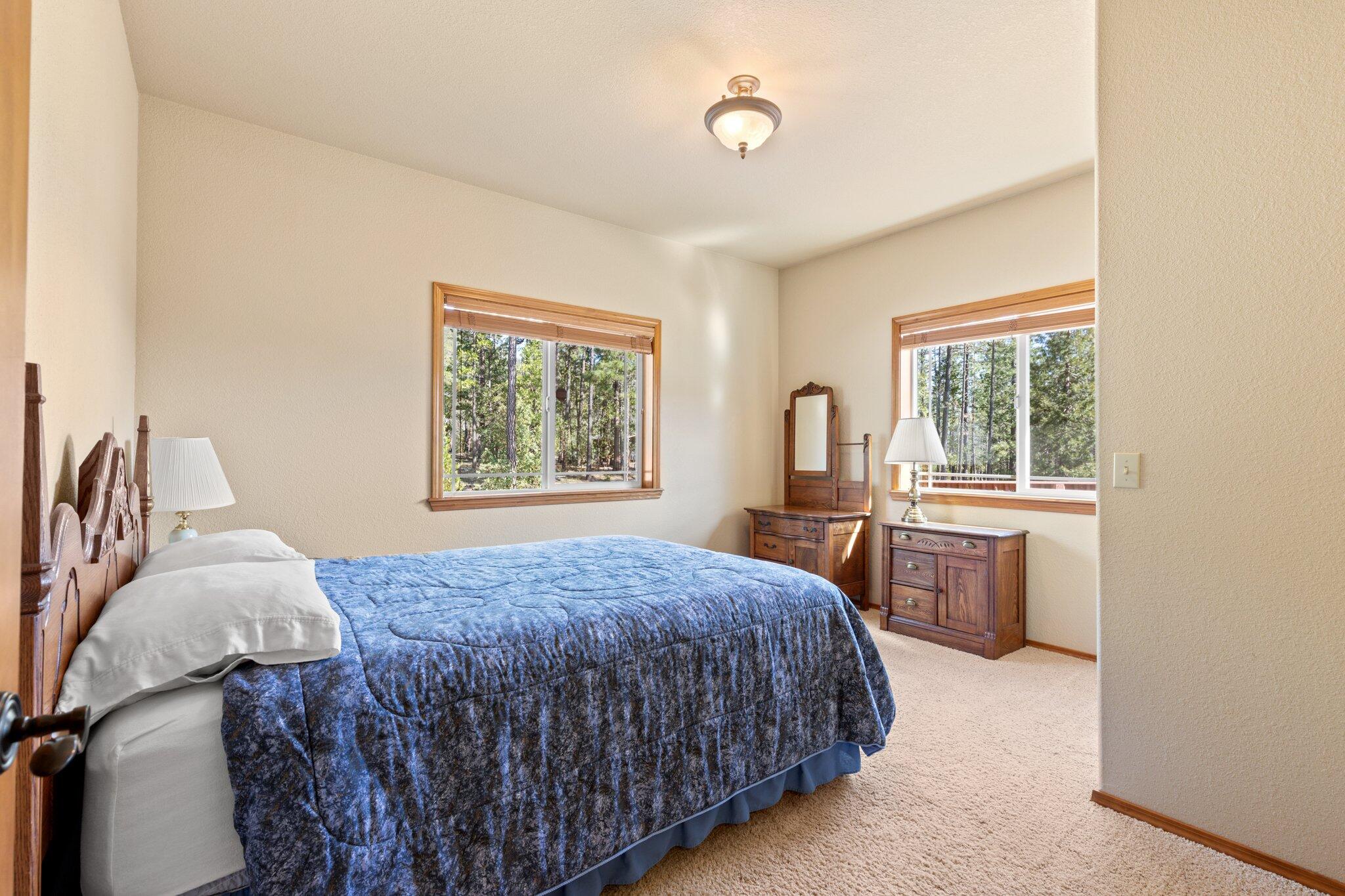 6250 West Side Road Cave Junction, OR 97523 - Photo 27 of 43 25-web-or-mls-IMGL5523