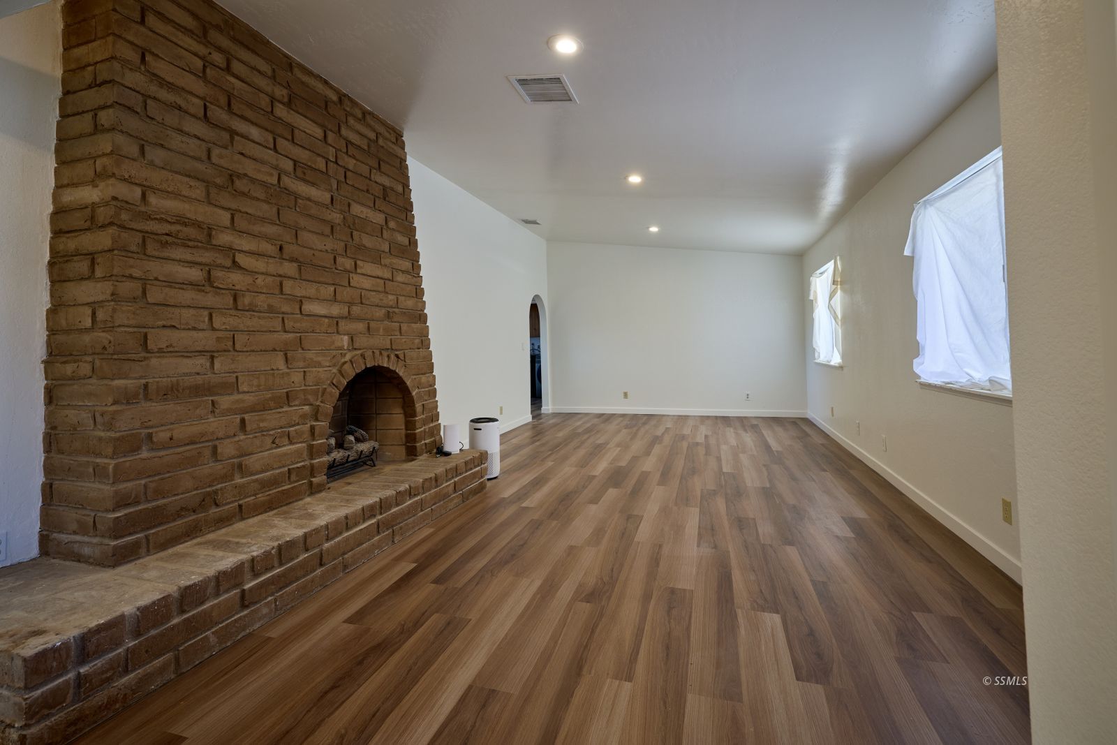 508 West Dolphin Avenue Ridgecrest, CA 93555 - Photo 8 of 35