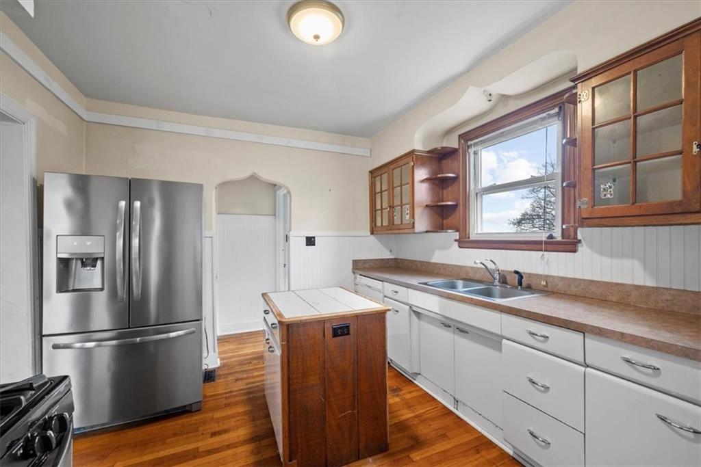 519 Ridge Road Ambridge, PA 15003 - Photo 3 of 25 Gallery Image 3