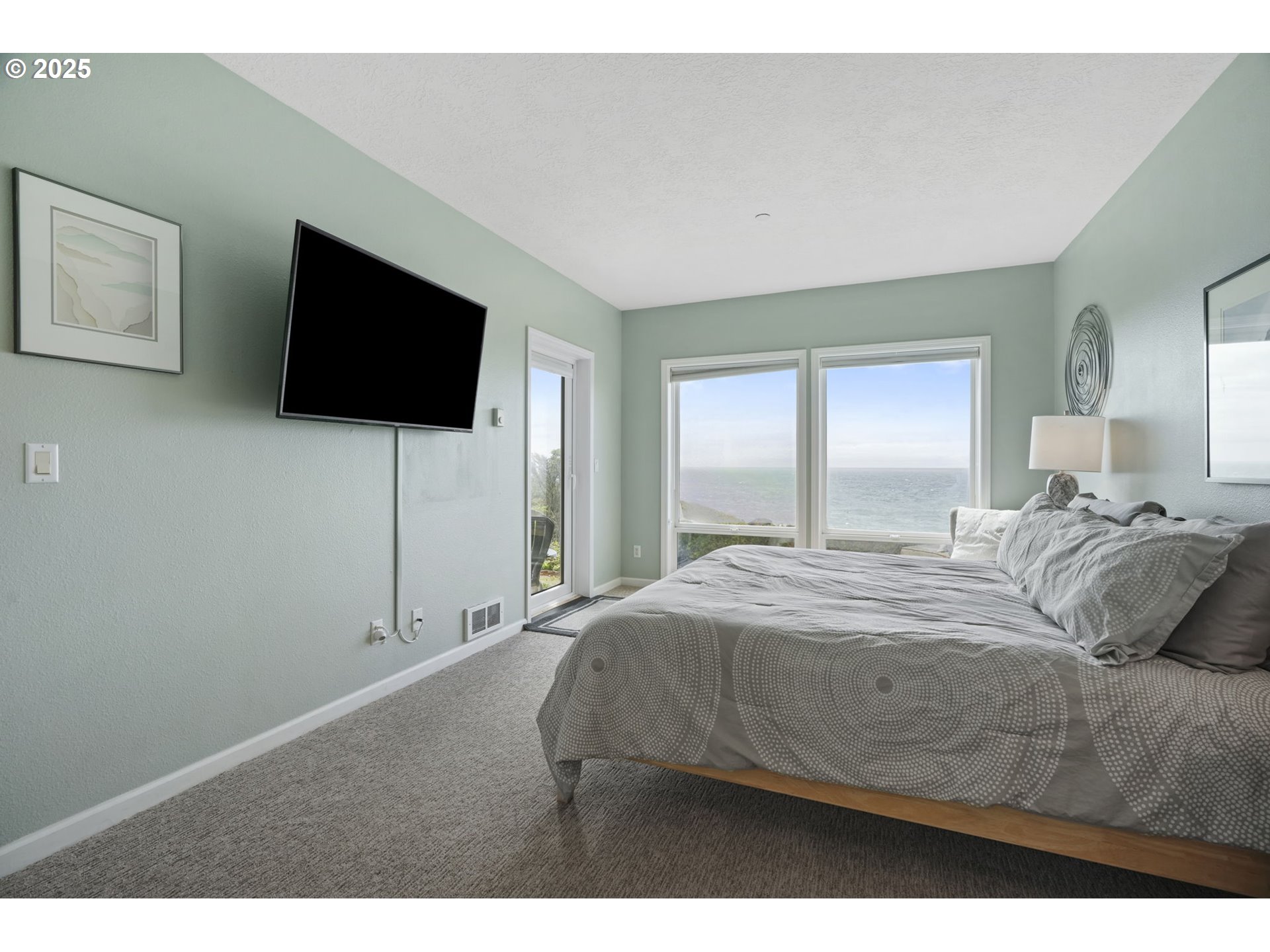 1113 Highway 101, Unit 1 Depoe Bay, OR 97341 - Photo 10 of 48