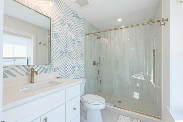 $6,000 | 26 South Rosborough Avenue, Ventnor City, NJ 08406