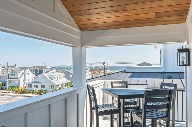 $6,000 | 26 South Rosborough Avenue, Ventnor City, NJ 08406