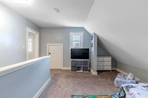 $179,900 | 305 East Wabash Street, Hudson, IN 46747