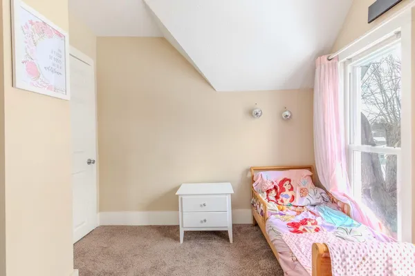 $179,900 | 305 East Wabash Street, Hudson, IN 46747