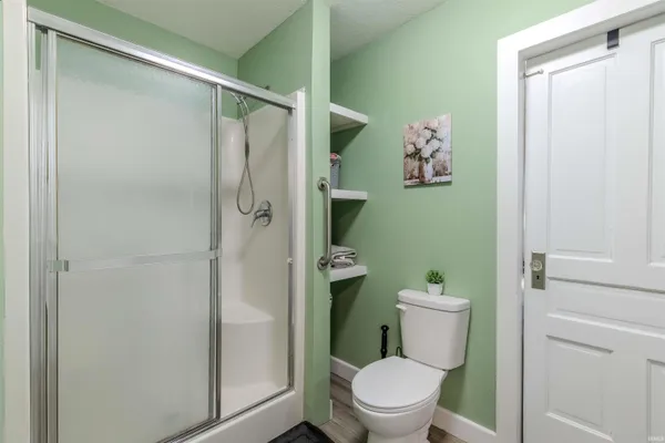 $179,900 | 305 East Wabash Street, Hudson, IN 46747