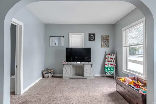 $179,900 | 305 East Wabash Street, Hudson, IN 46747