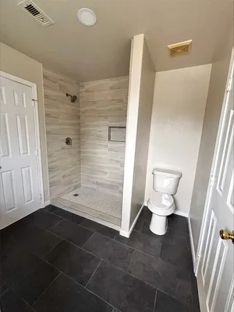 $2,395 | 10445 Wicklowe Street, Unit A, Houston, TX 77016