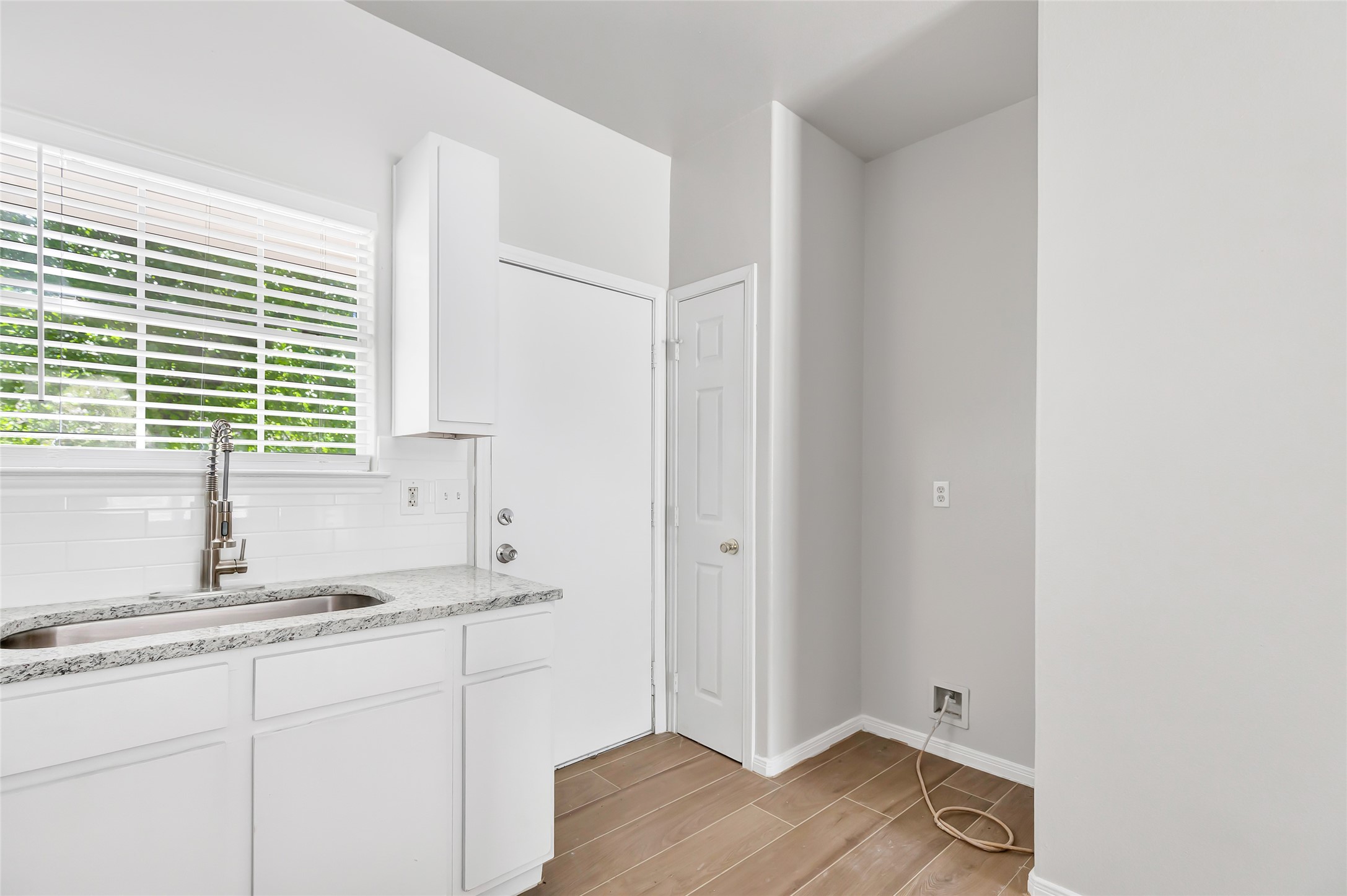 10445 Wicklowe Street, Unit A Houston, TX 77016 - Photo 17 of 48