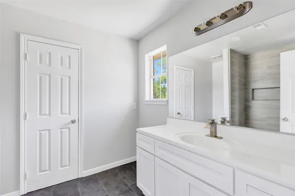 $2,395 | 10445 Wicklowe Street, Unit A, Houston, TX 77016