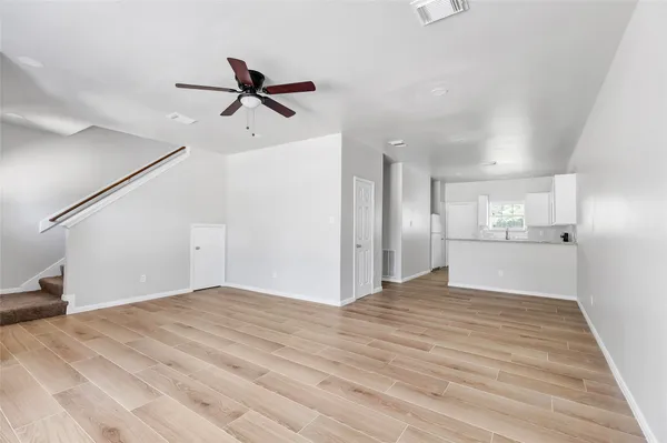 $2,395 | 10445 Wicklowe Street, Unit A, Houston, TX 77016